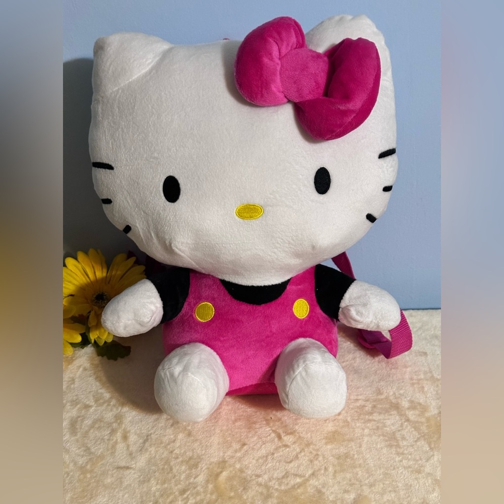 Hello Kitty Sanrio Pink Plush Backpack w/Zipper Pouch (New Without Tags)